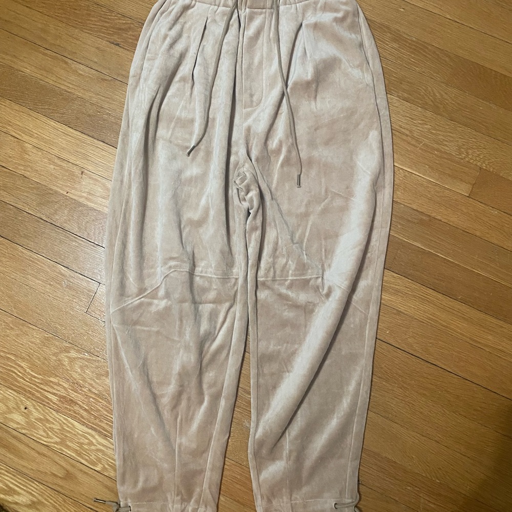 never worn urban outfitters sweatpants